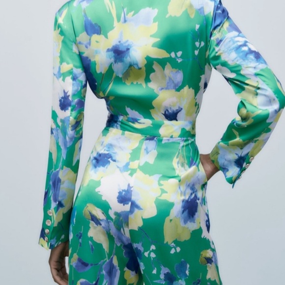 ZARA FLORAL ROMPER - R2503 - Picture 7 of 13